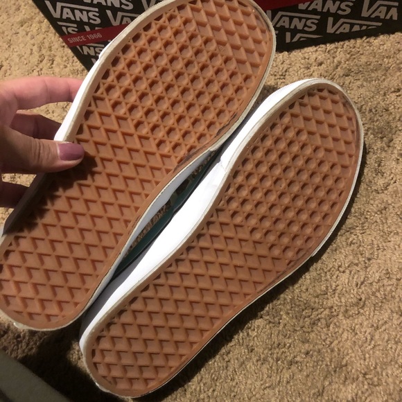 Mint vans * SOLD* - Picture 2 of 4